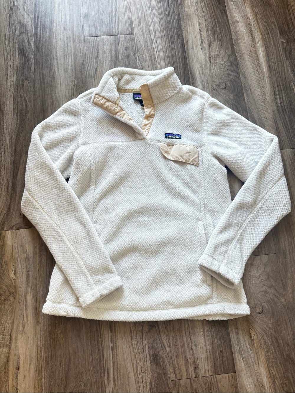 Patagonia Cream Cowl-Neck Fleece Pullover with Tan Trim